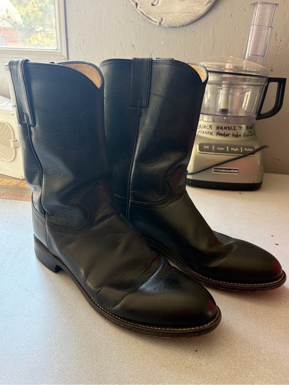 Great Condition - Worn only 2x! | Justin Boots Black Men's Western cowboy boots